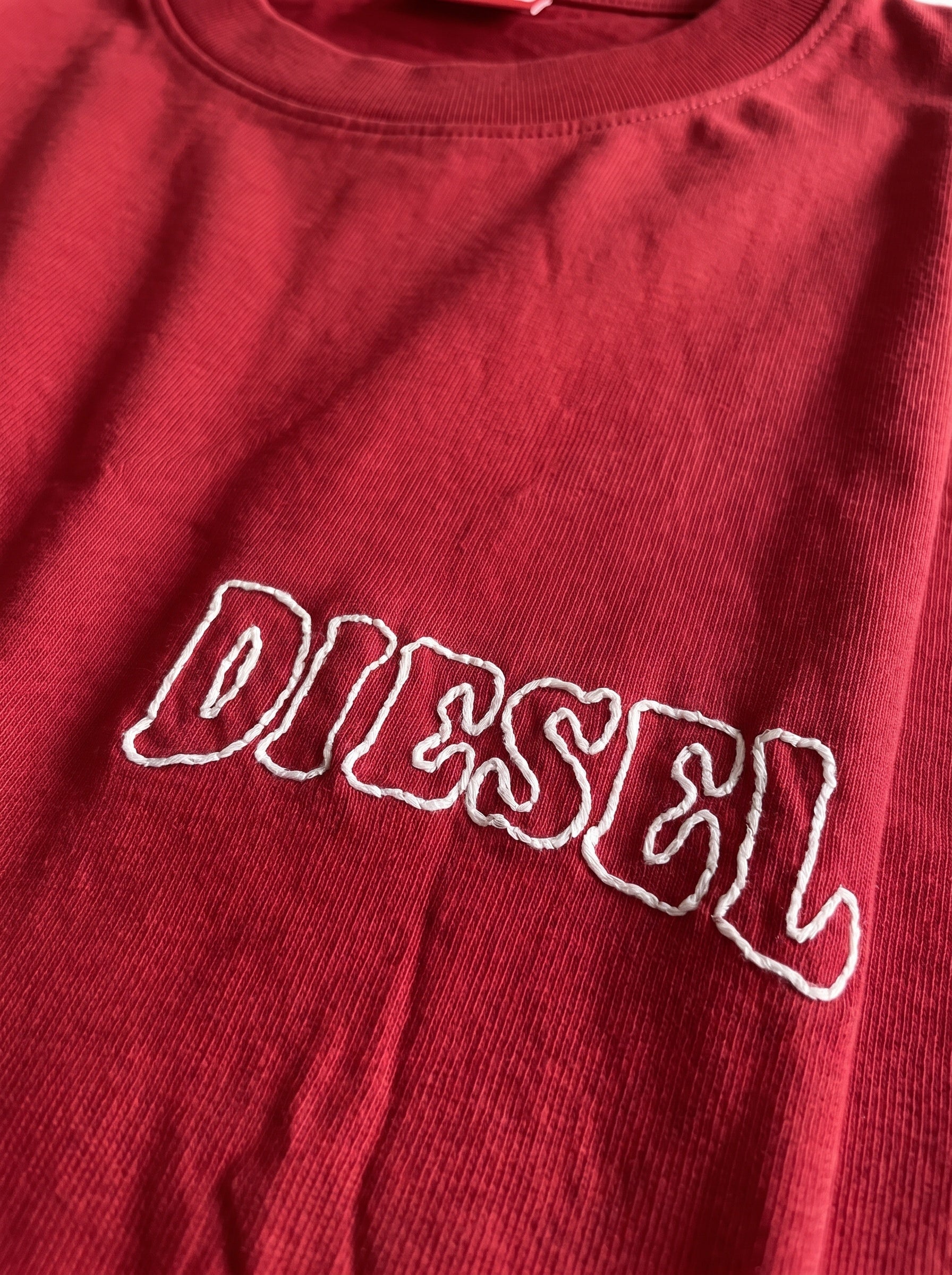 Camiseta DSL Outline Stitch Logo - Vermelha
