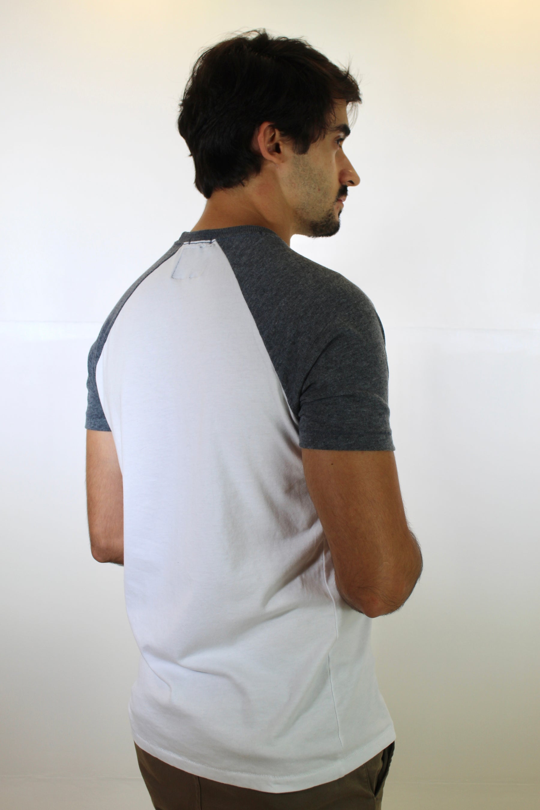 Camiseta Abercrombie Raglan Tee 1892 - Branca