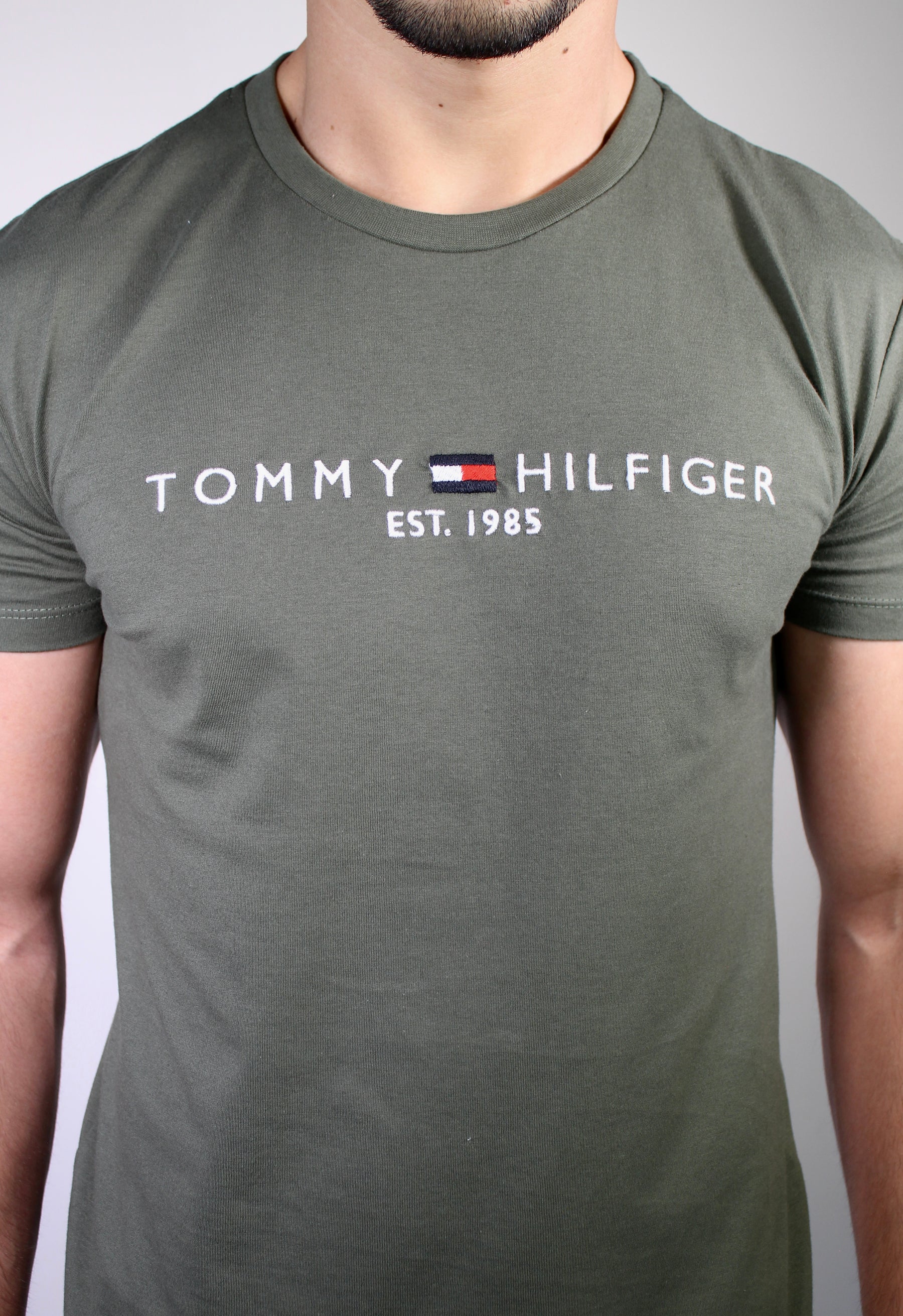 Camiseta TH Est. 1985 - Verde Musgo