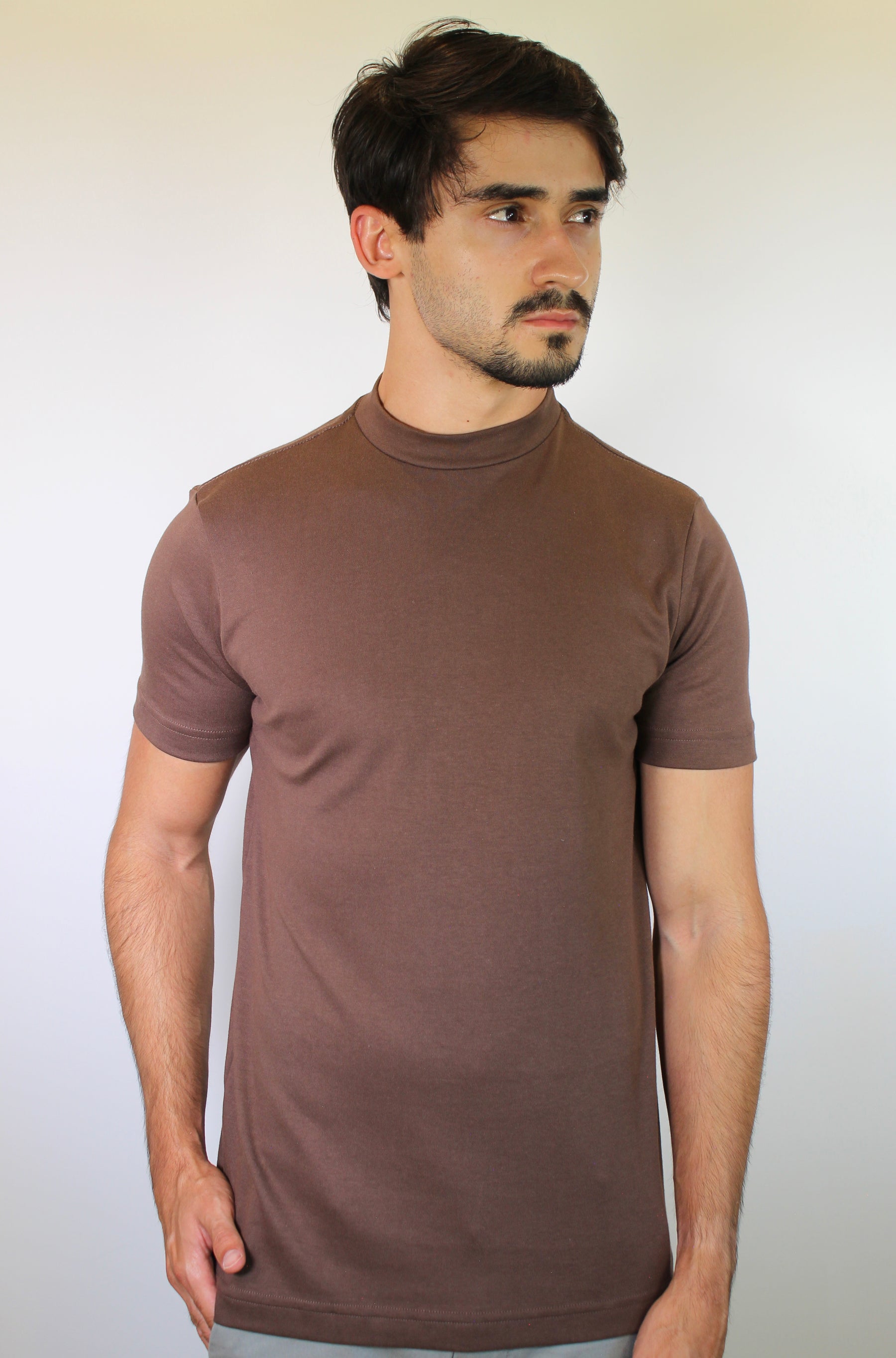Camiseta Gola Midi Nobre Men - Marrom