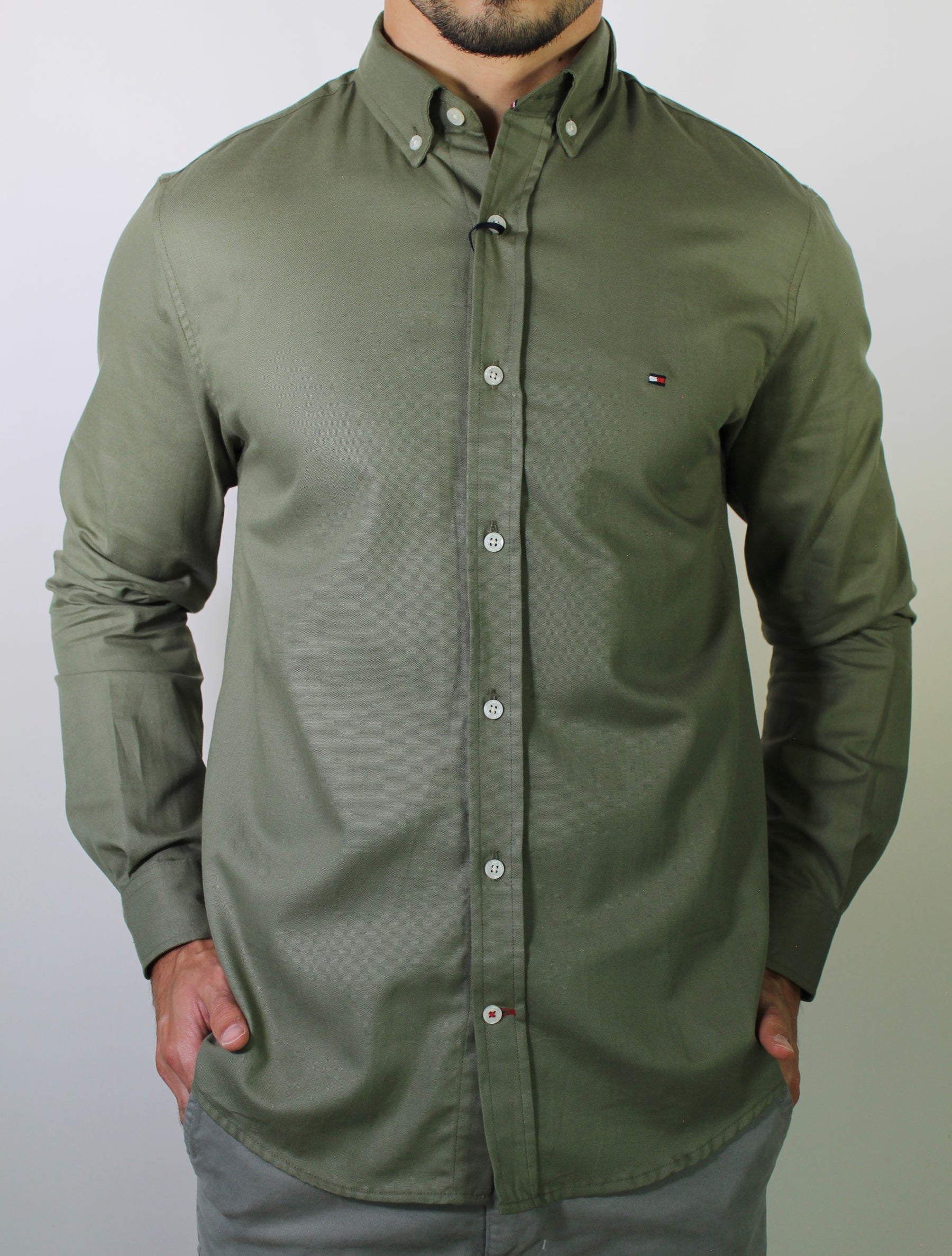 Camisa Social Lisa Manga Longa TH Classic - Verde Oliva