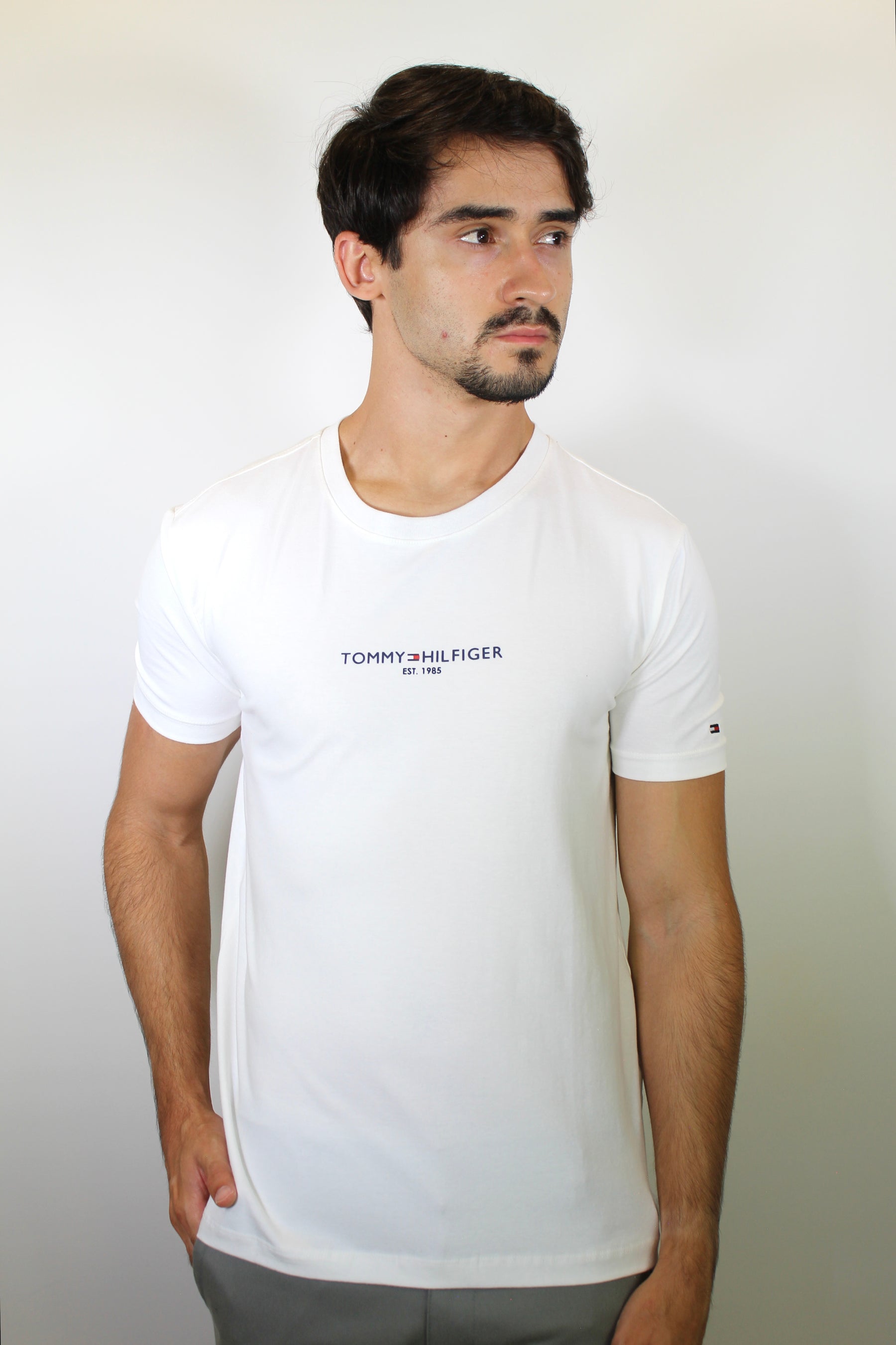 Camiseta TH Minimal Est. 1985 Logo - Off White