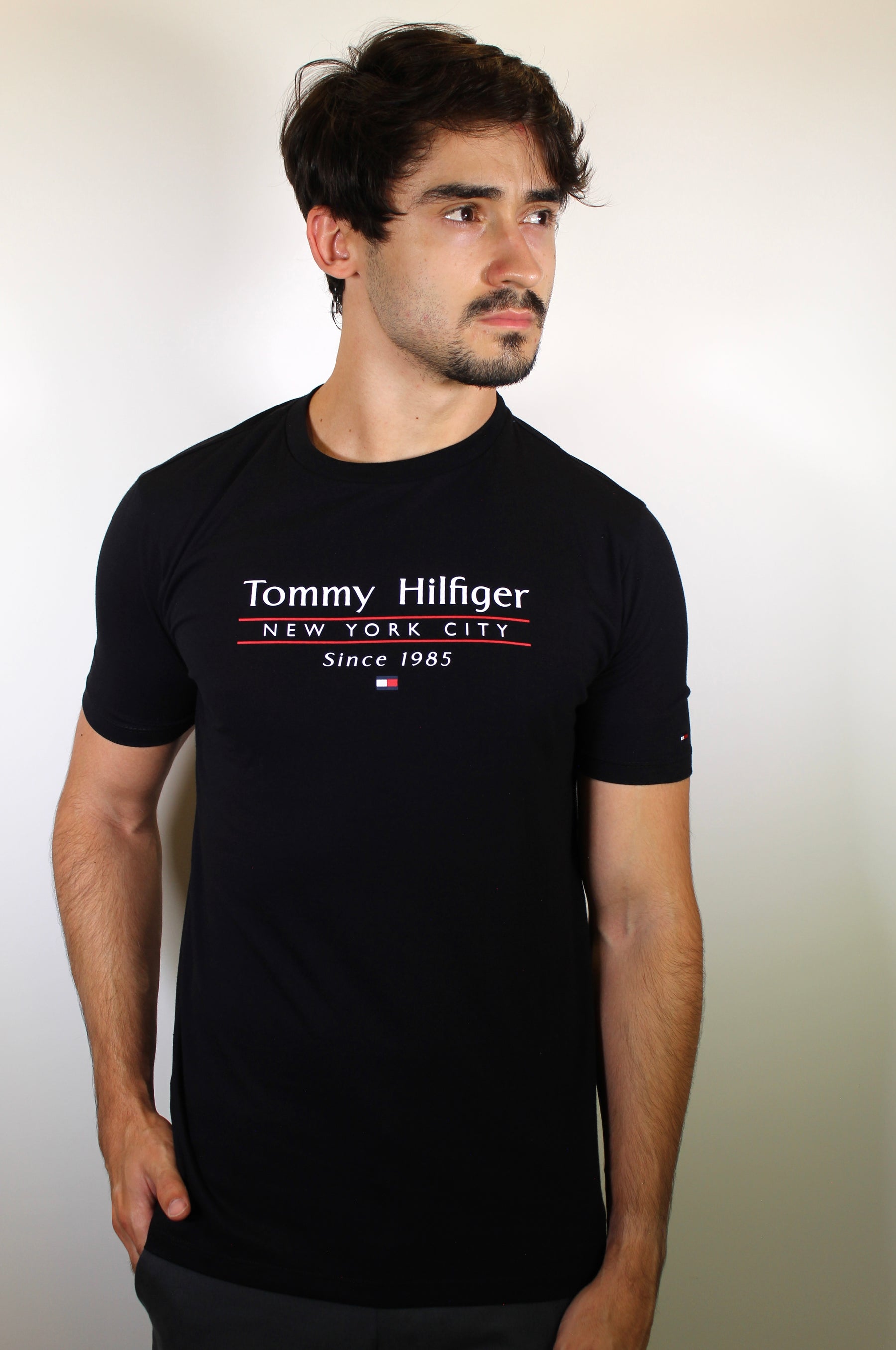 Camiseta TH Lifestyle New York City - Preta