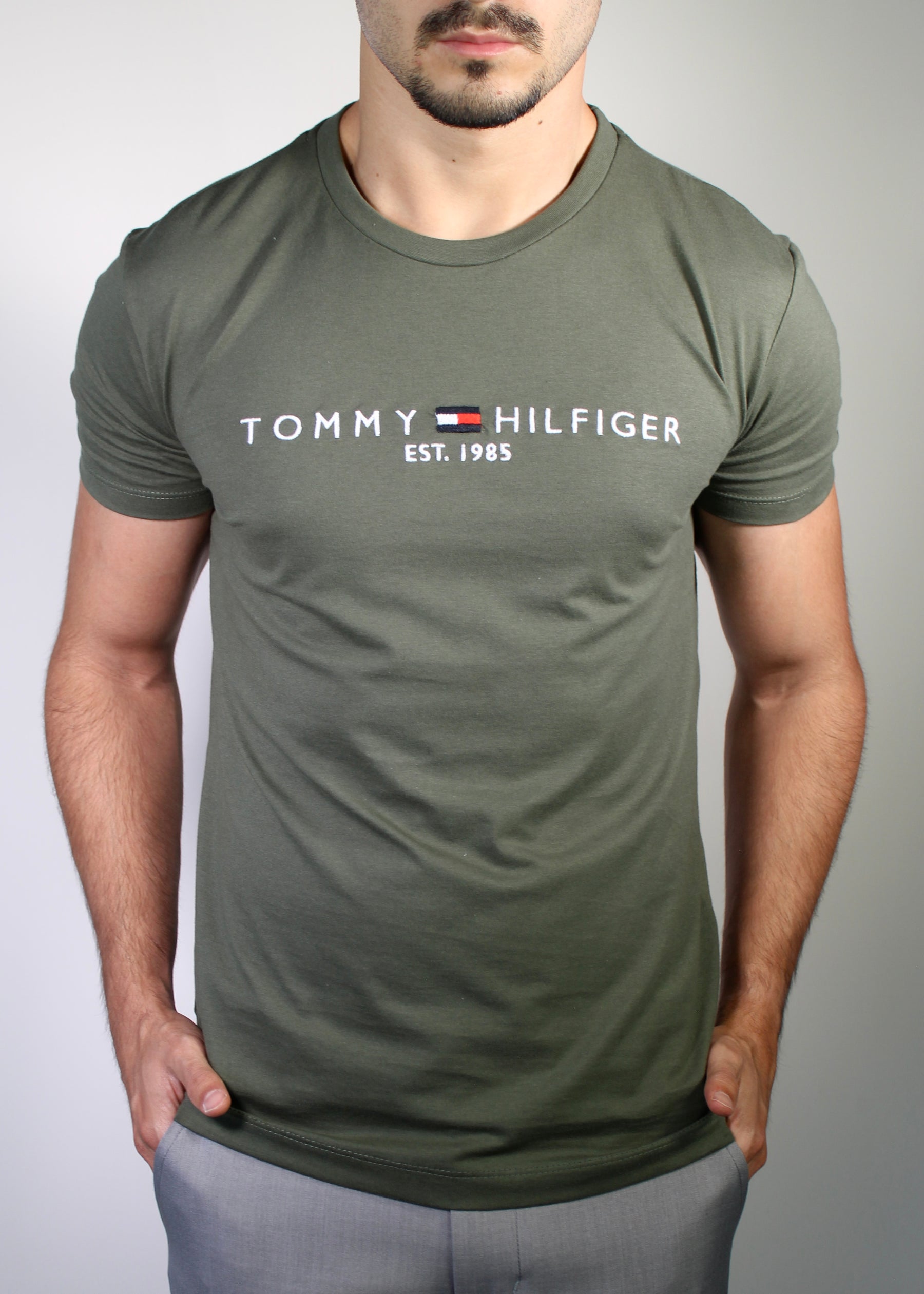Camiseta TH Est. 1985 - Verde Musgo