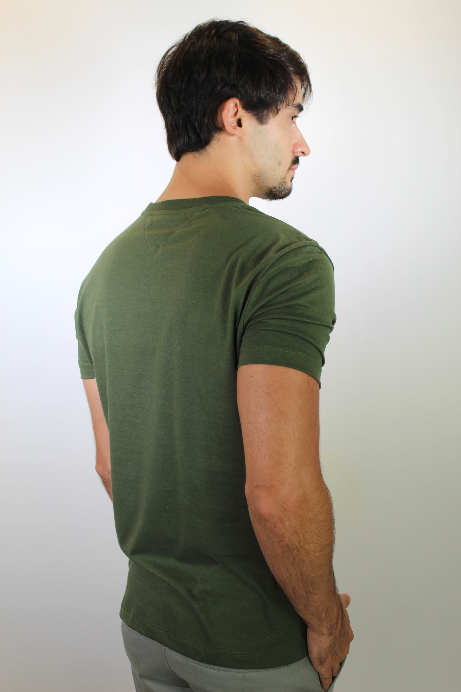 Camiseta TH N.Y.C Script Signature Side - Verde Musgo