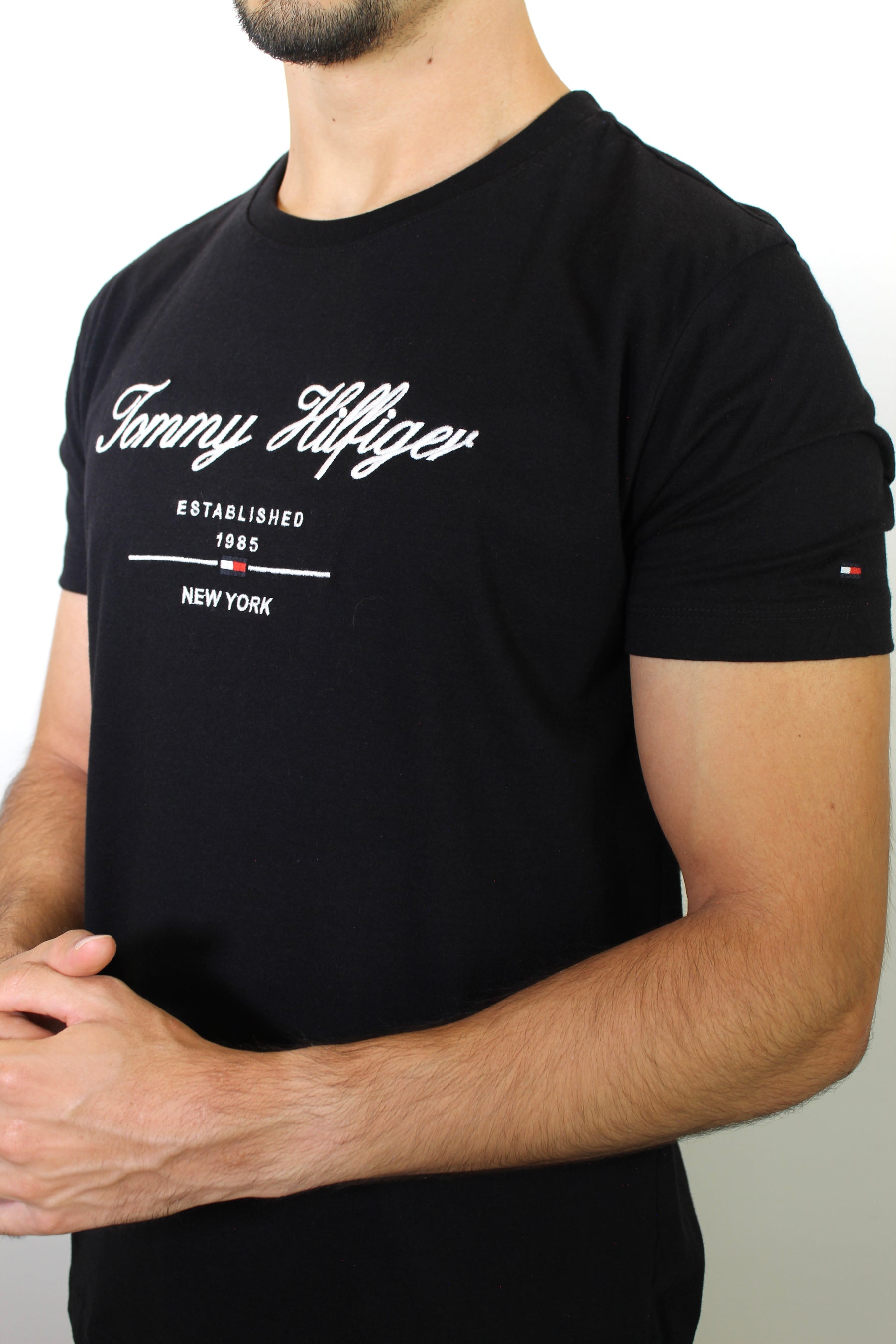 Camiseta TH Tommy Established 1985 NY - Preta