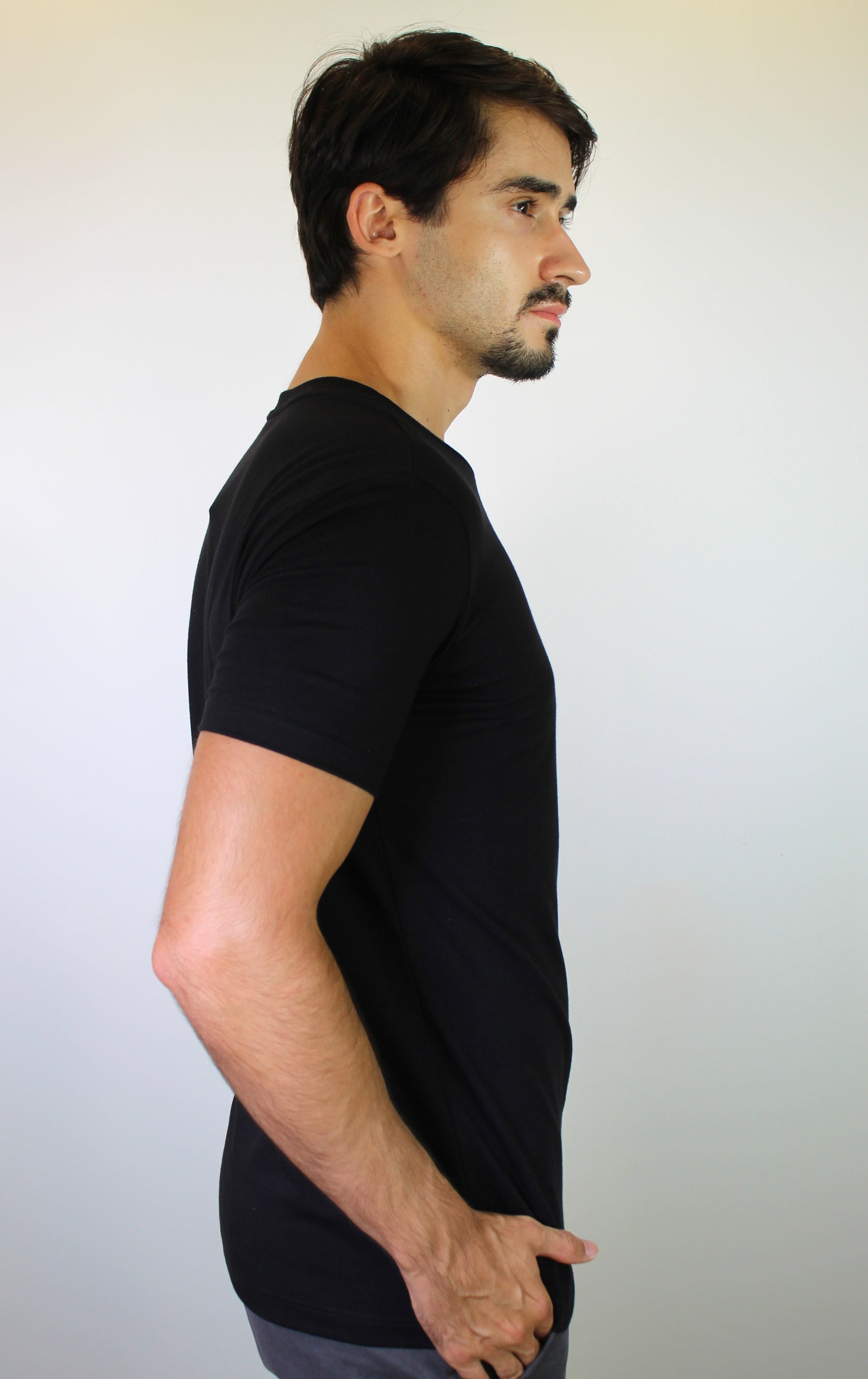 Camiseta AX Round Orange Logo - Preta