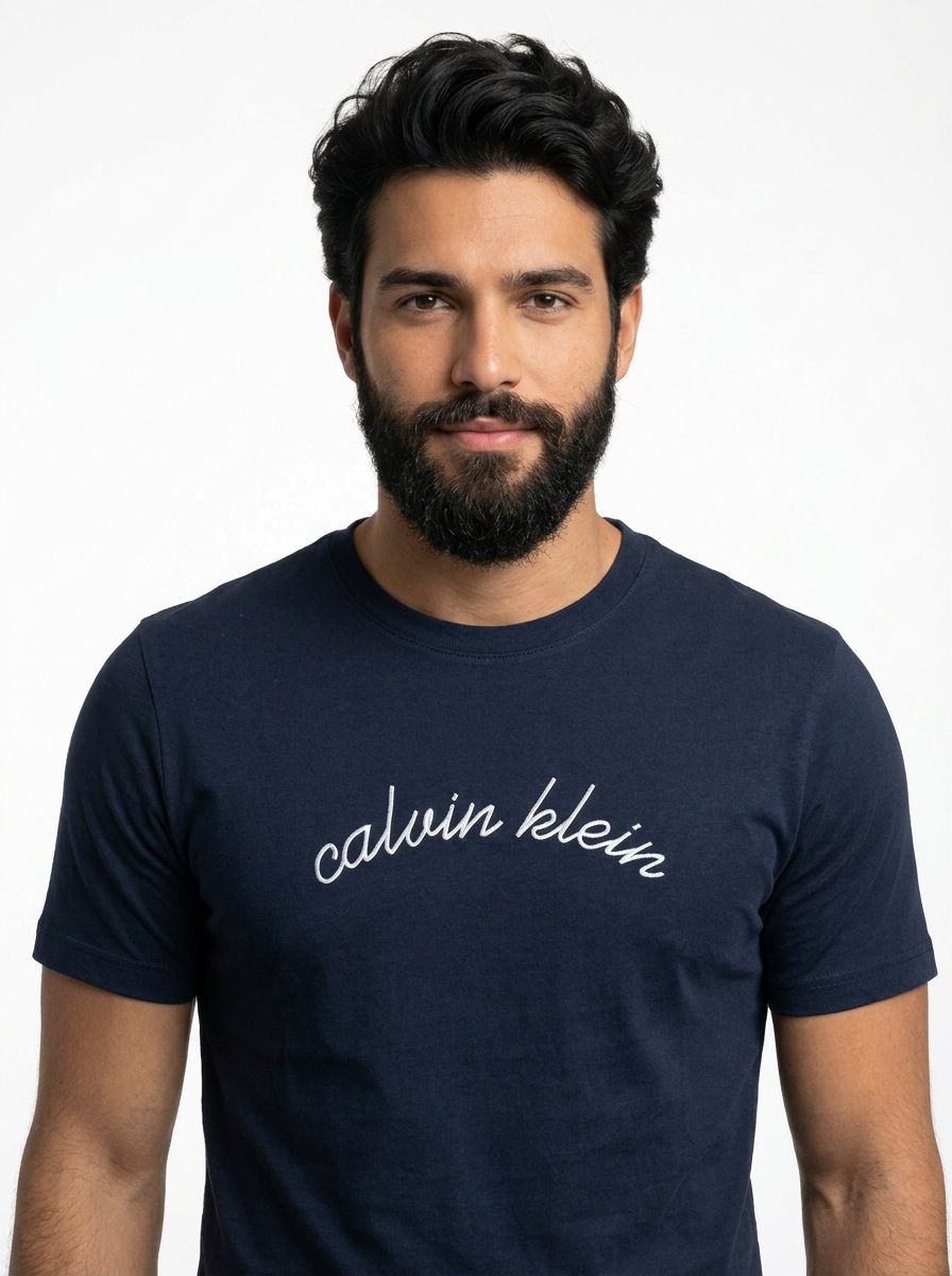 Camiseta CK Signature Script - Azul Marinho