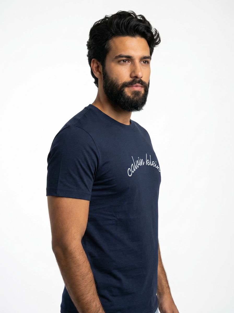 Camiseta CK Signature Script - Azul Marinho