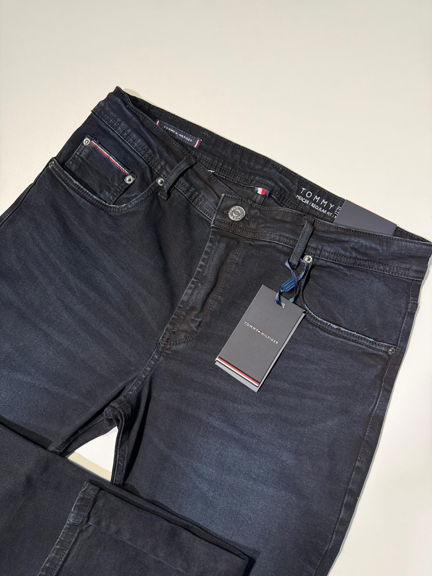 Calça Jeans TH - Denim Essencial Noir