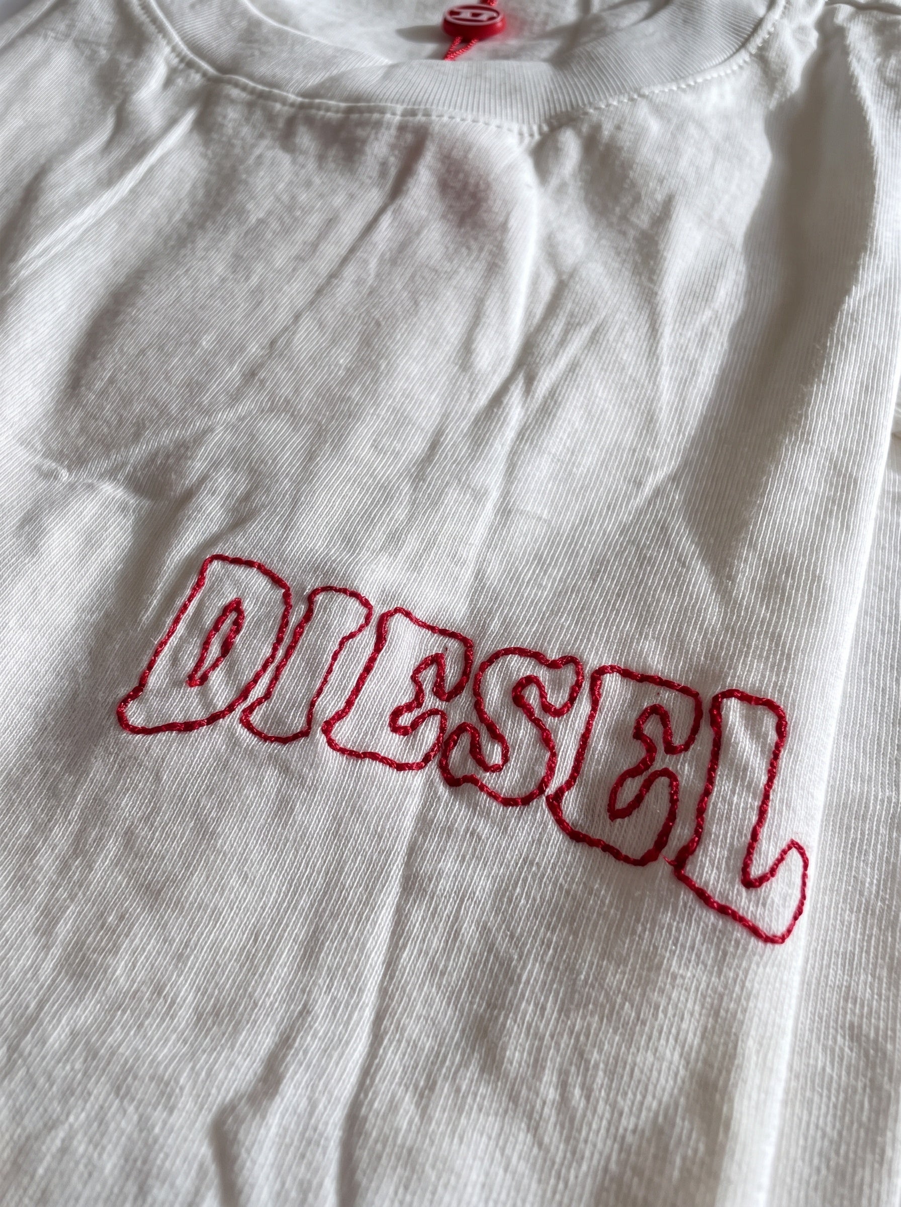 Camiseta DSL Outline Stitch Logo - Branca