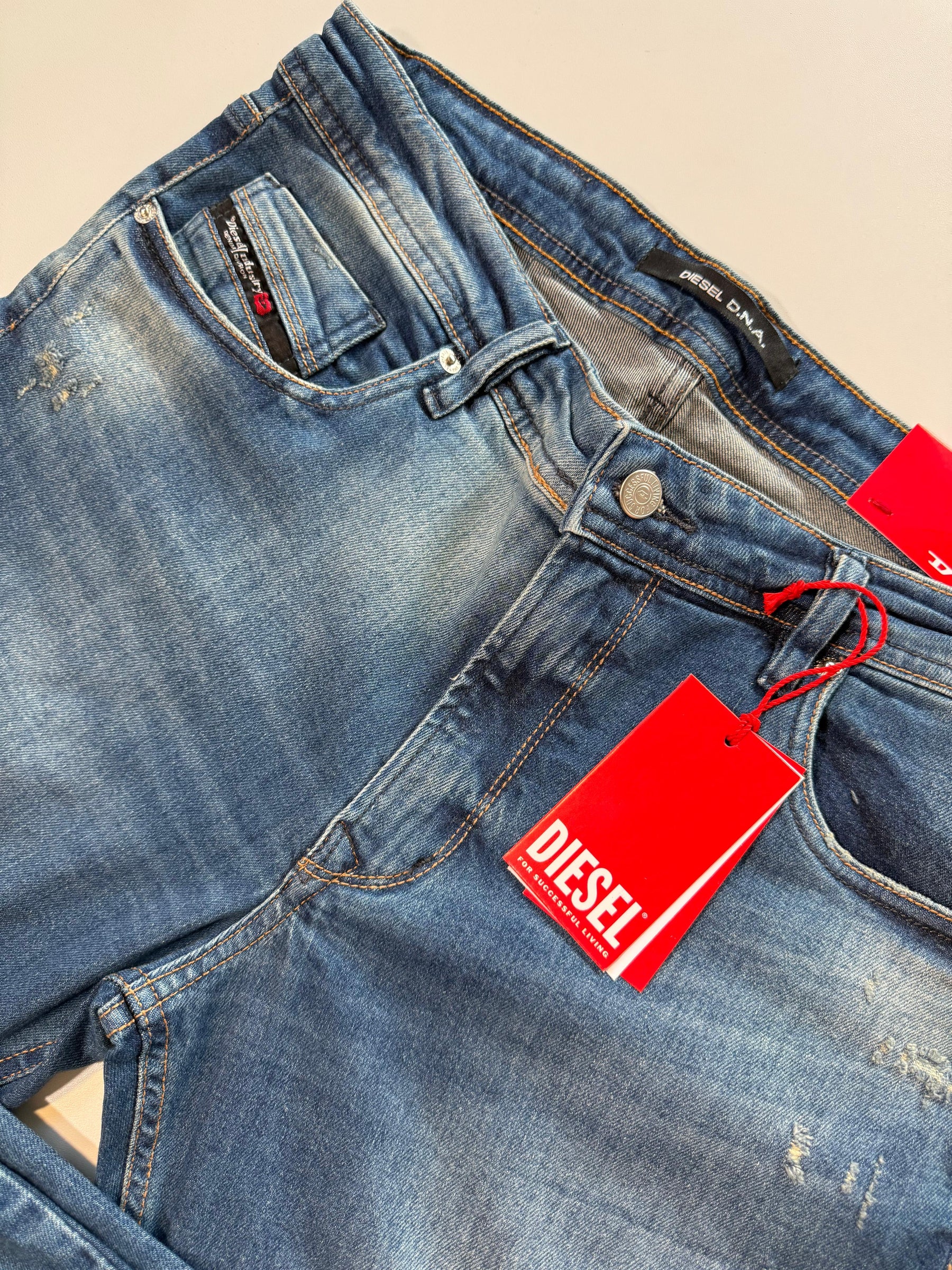 Calça Jeans DSL - Denim Division Soft Destroyed