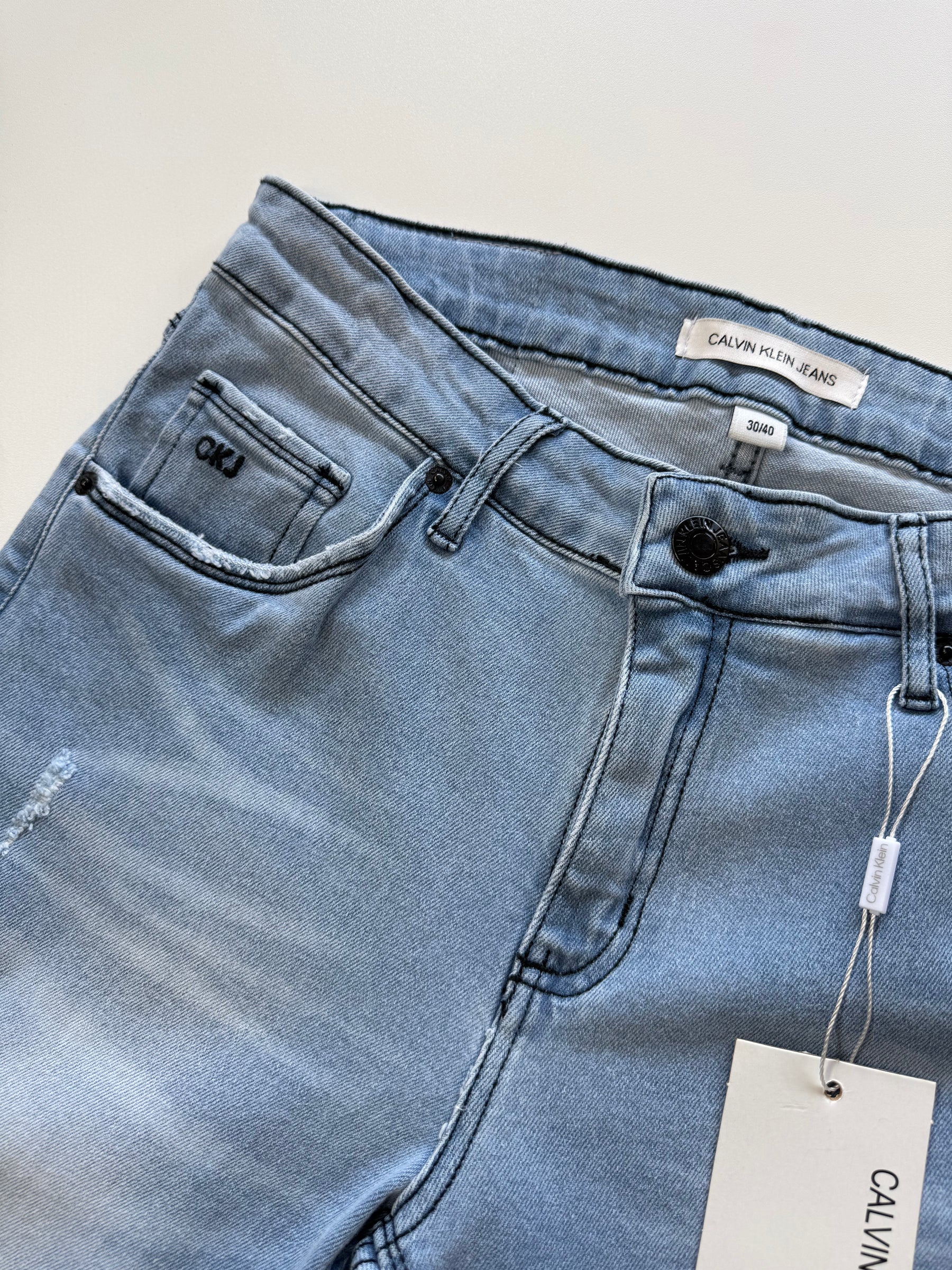 Calça Jeans CK Jeans - Light Denim Urban Destroyed