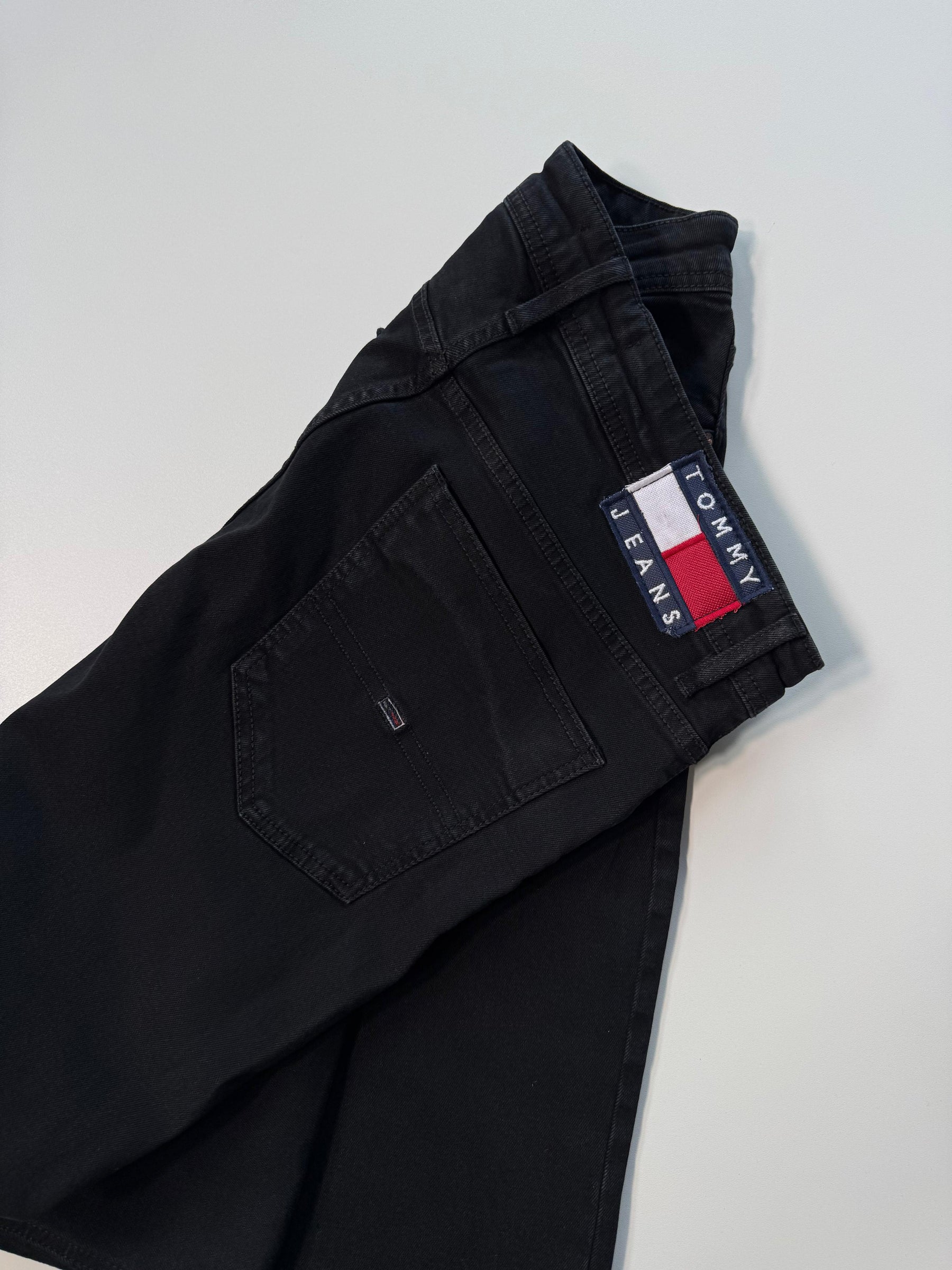 Calça Jeans TH - Preta Essencial Fit