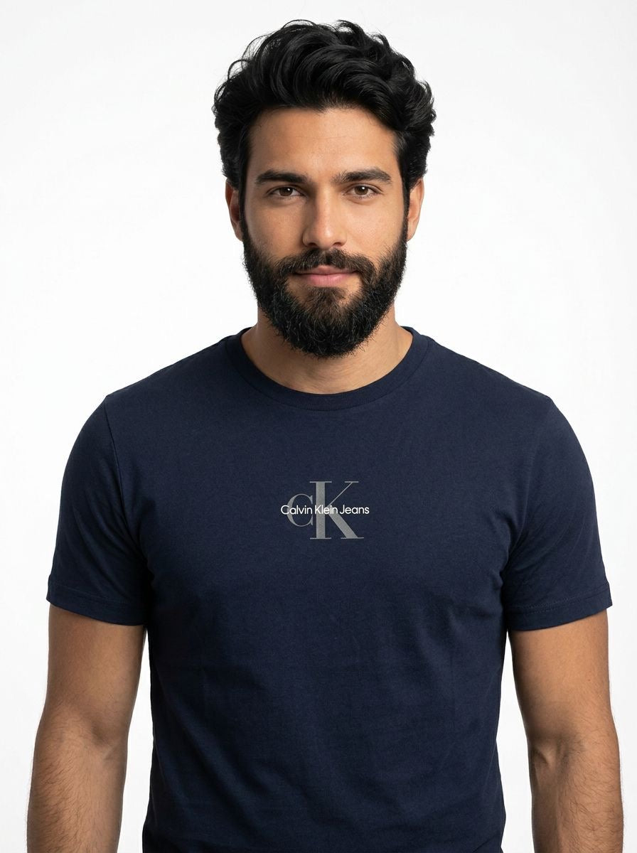 Camiseta CK Legacy Icon - Azul Marinho