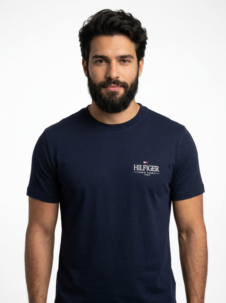 Camiseta TH New York Side Label - Azul Marinho