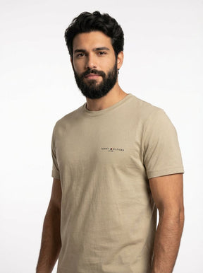 Camiseta TH Side Logo Flag Est. 1985 - Cáqui