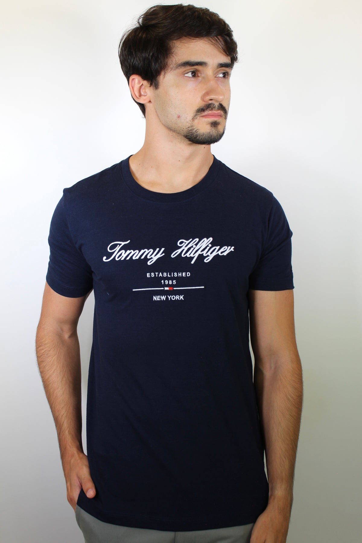 Camiseta TH Tommy Established 1985 NY - Azul Marinho