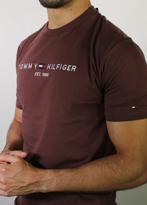 Camiseta TH Est. 1985 - Marrom