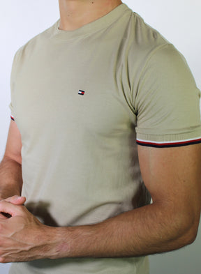 Camiseta TH Signature - Cáqui