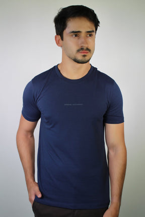 Camiseta AX Central Logo Minimal - Azul Marinho