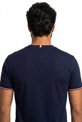 Camiseta TH Est. 1985 Band Sleeve - Azul Marinho