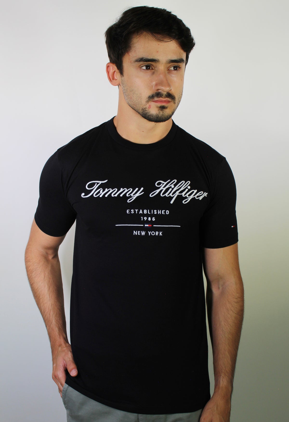 Camiseta TH Tommy Established 1985 NY - Preta