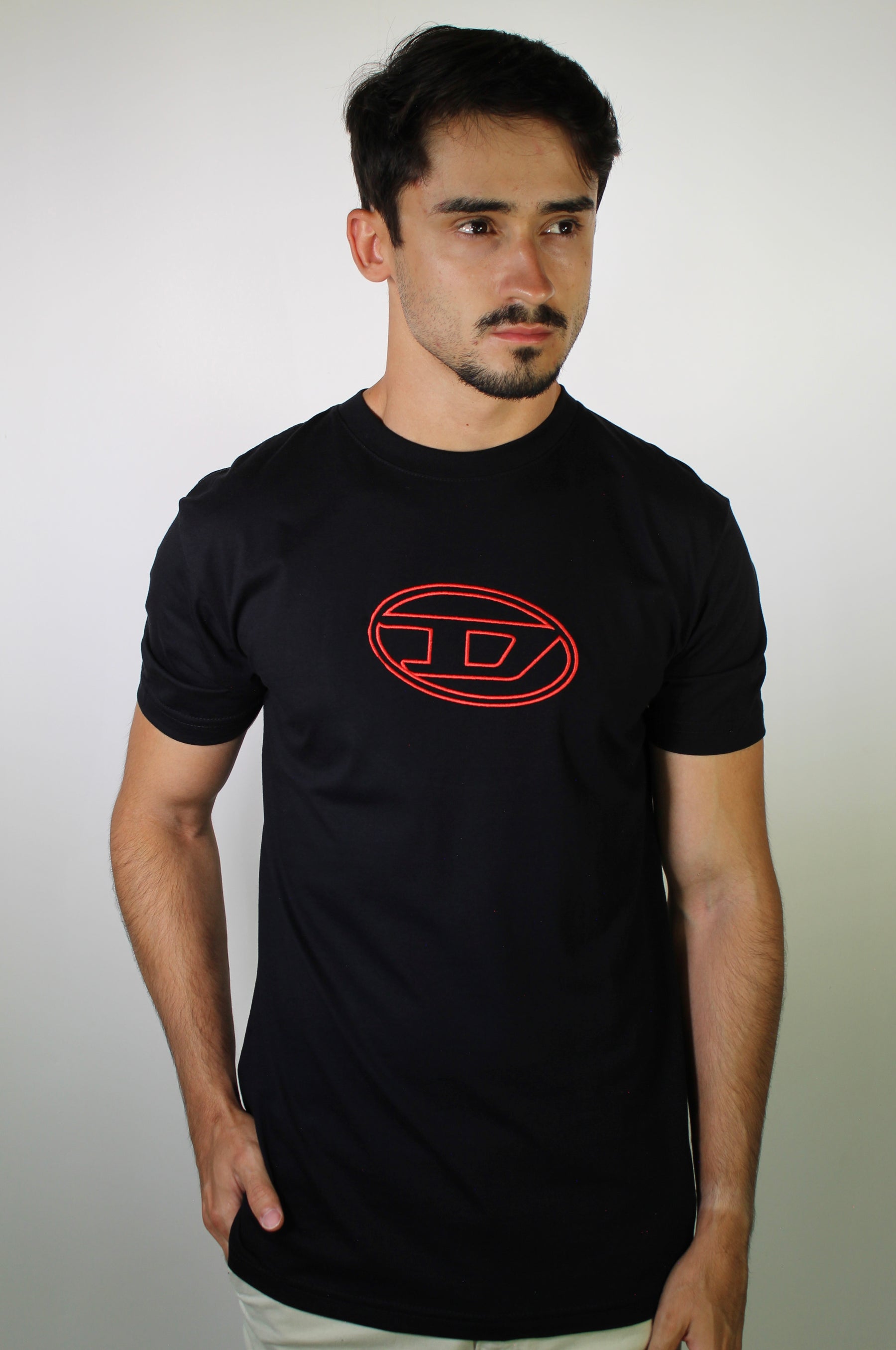 Camiseta DSL Emblem Red Stitch - Preta