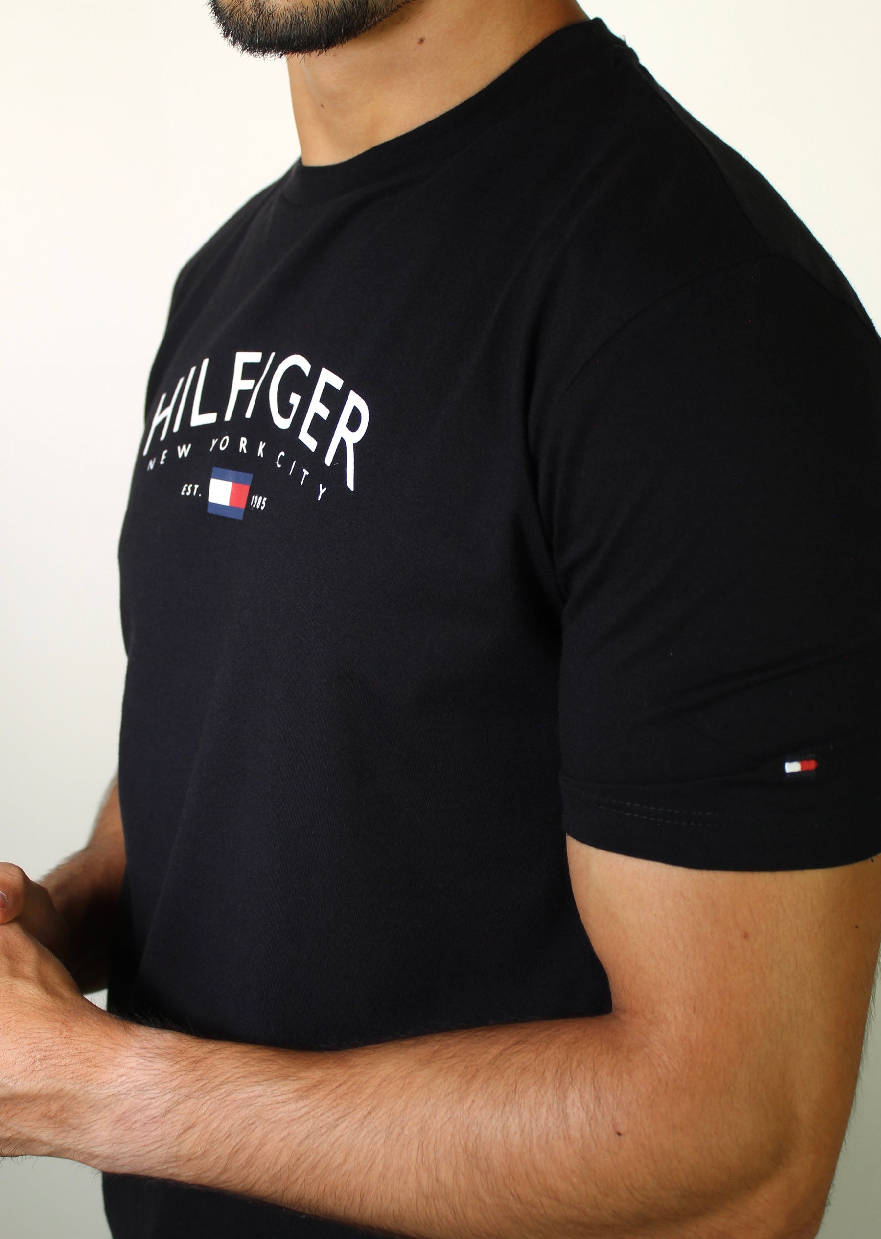 Camiseta TH Legacy NYC - Preta