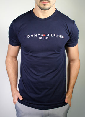Camiseta TH Est. 1985 - Azul Marinho