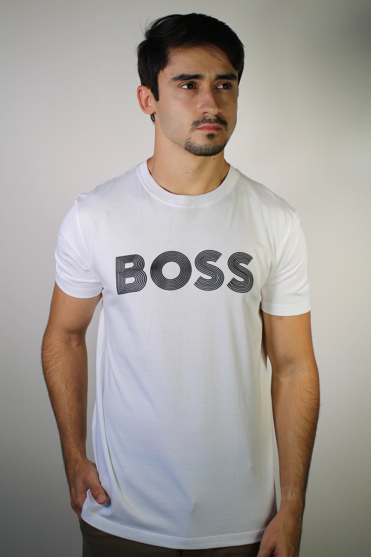 Camiseta Boss Striped Logo - Branca