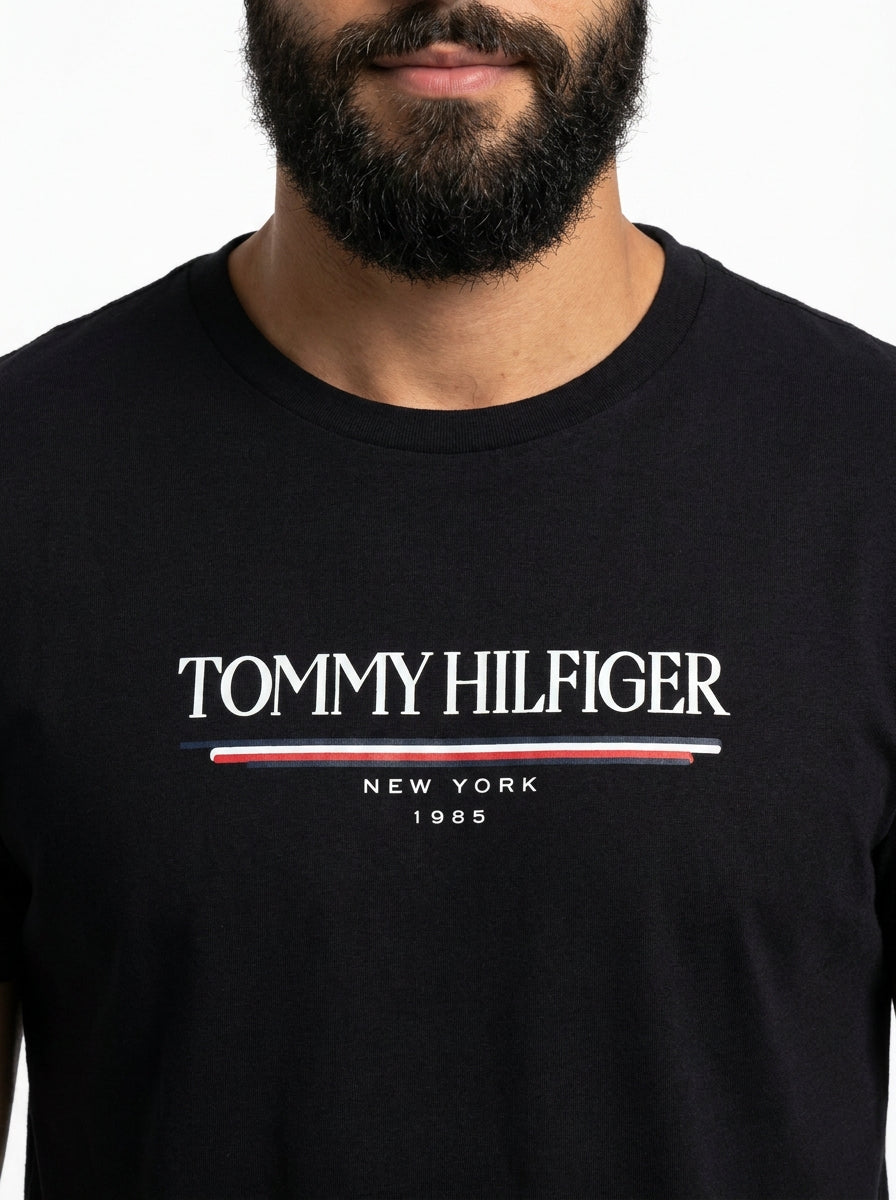 Camiseta TH Old School Stripe Brand - Preta