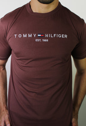 Camiseta TH Est. 1985 - Marrom