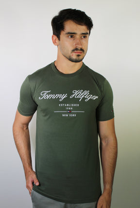 Camiseta TH Tommy Established 1985 NY - Verde Musgo