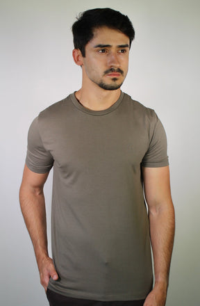 Camiseta AX Round Side Logo - Marrom Acinzentado