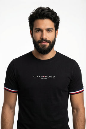 Camiseta TH Est. 1985 Band Sleeve - Preta
