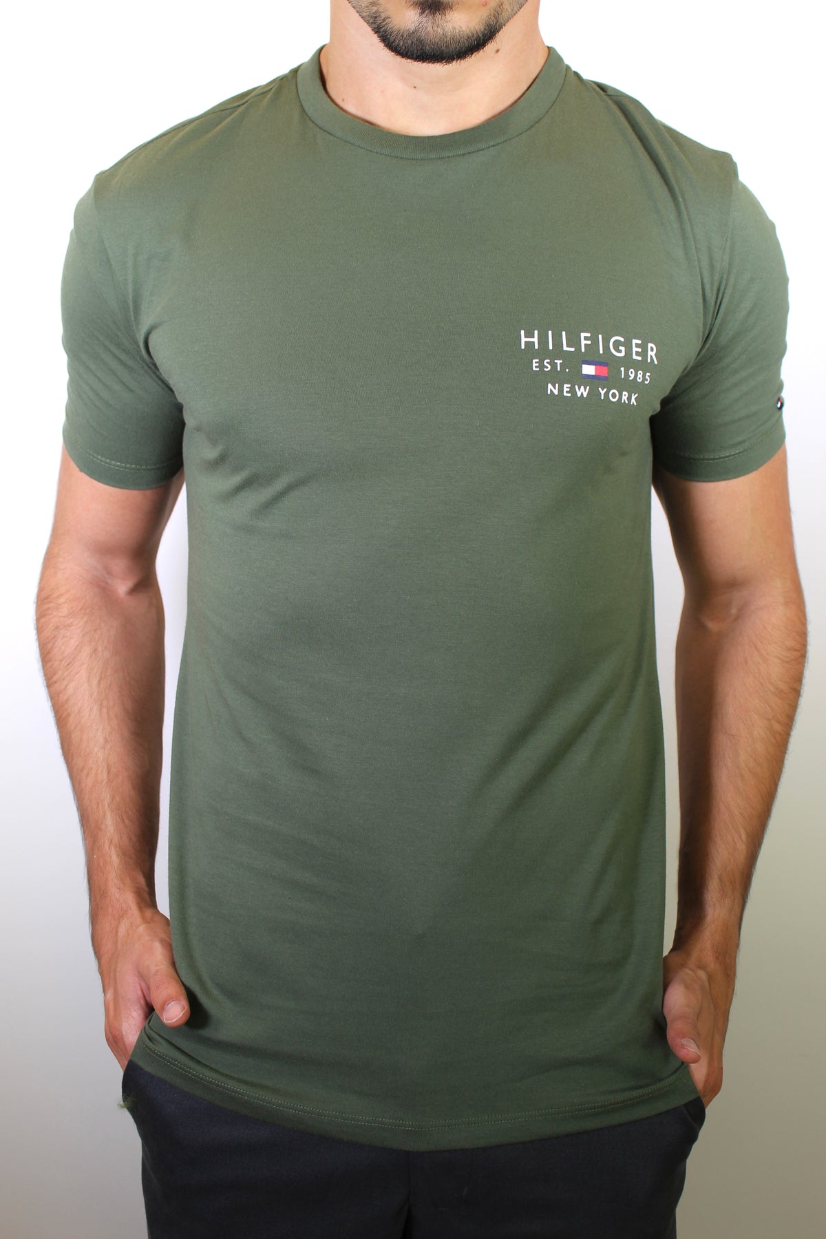 Camiseta TH Side Flag Urban NYC - Verde Musgo