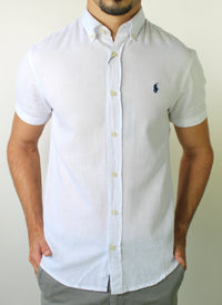 Camisa Manga Curta RL Linho - Branca Small Pony Azul Marinho
