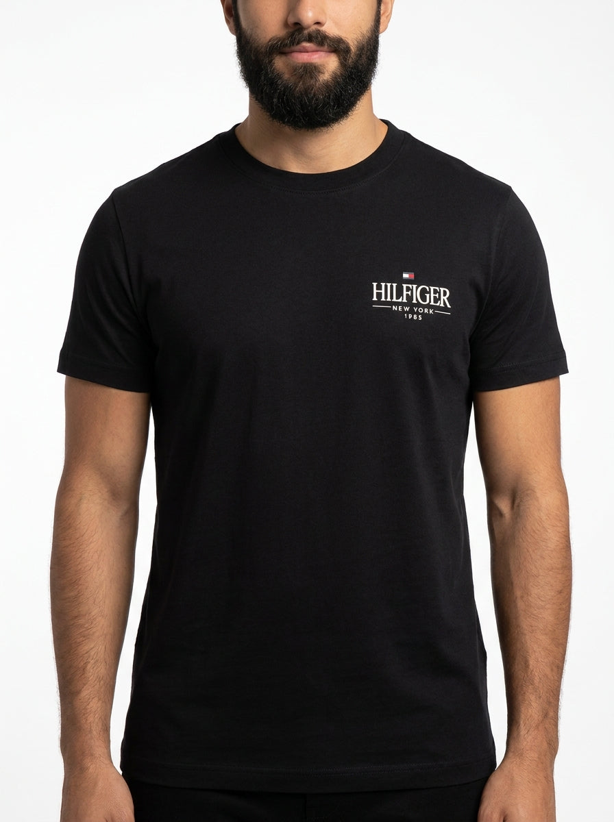 Camiseta TH New York Side Label - Preta