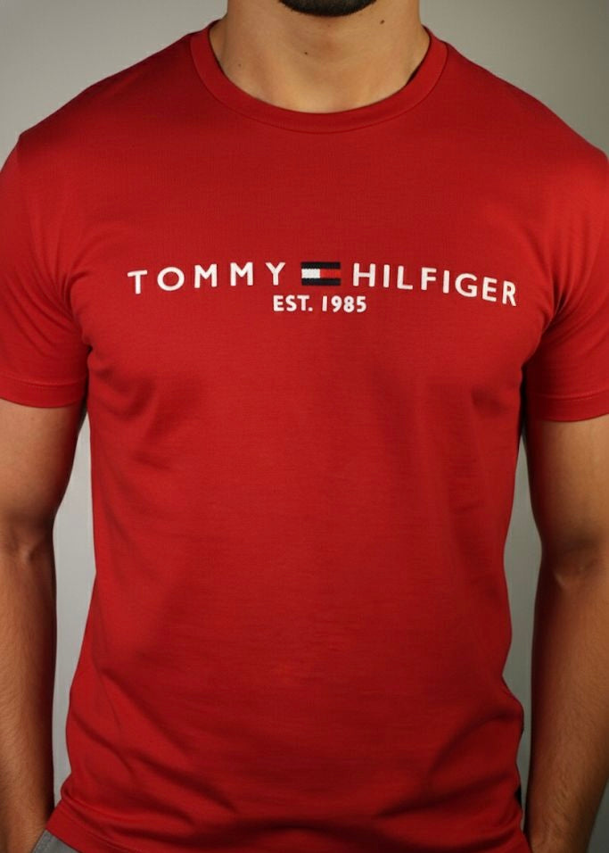 Camiseta TH Est. 1985 - Vermelha