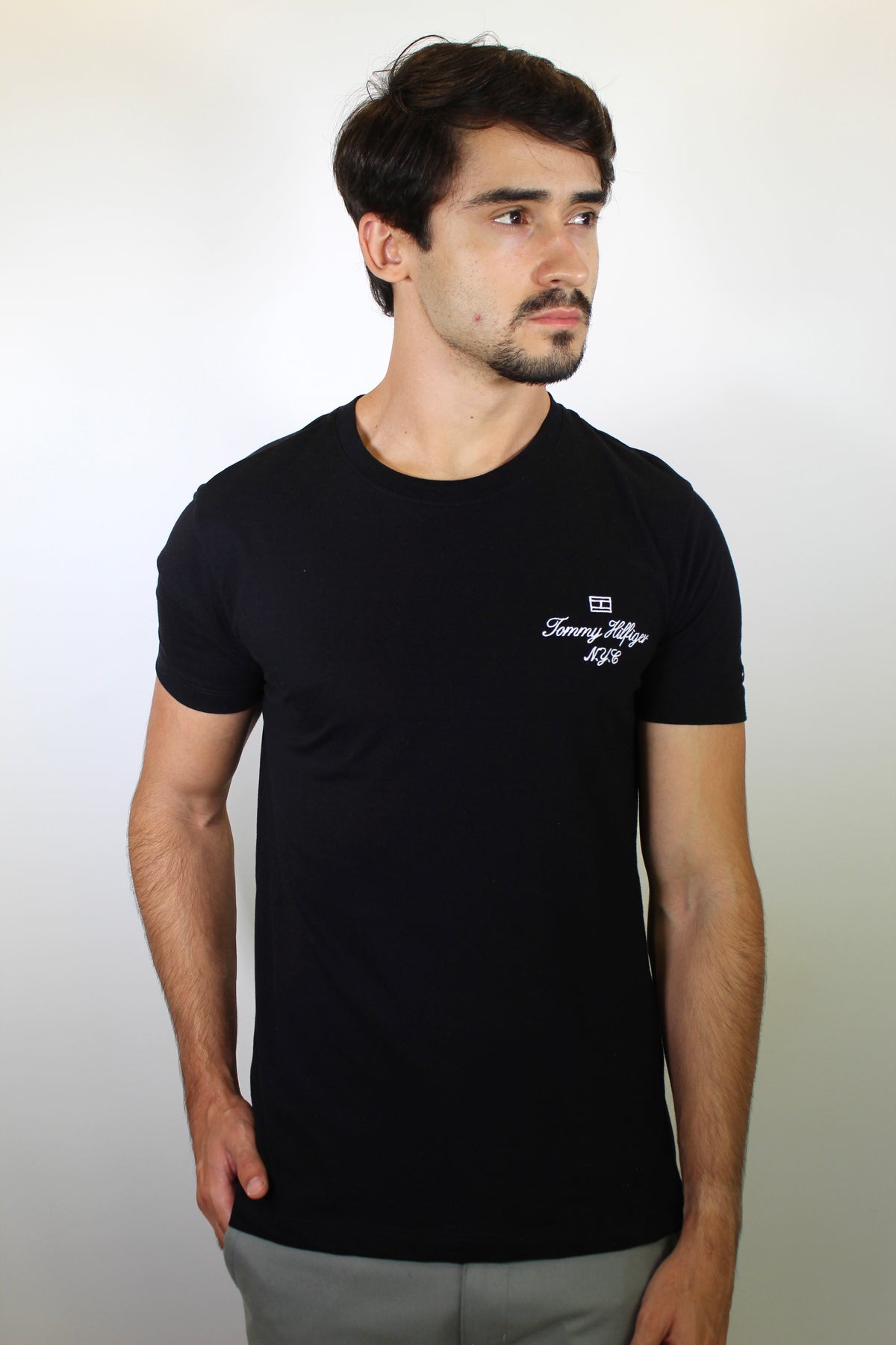 Camiseta TH Verge Flag Side Logo - Preta