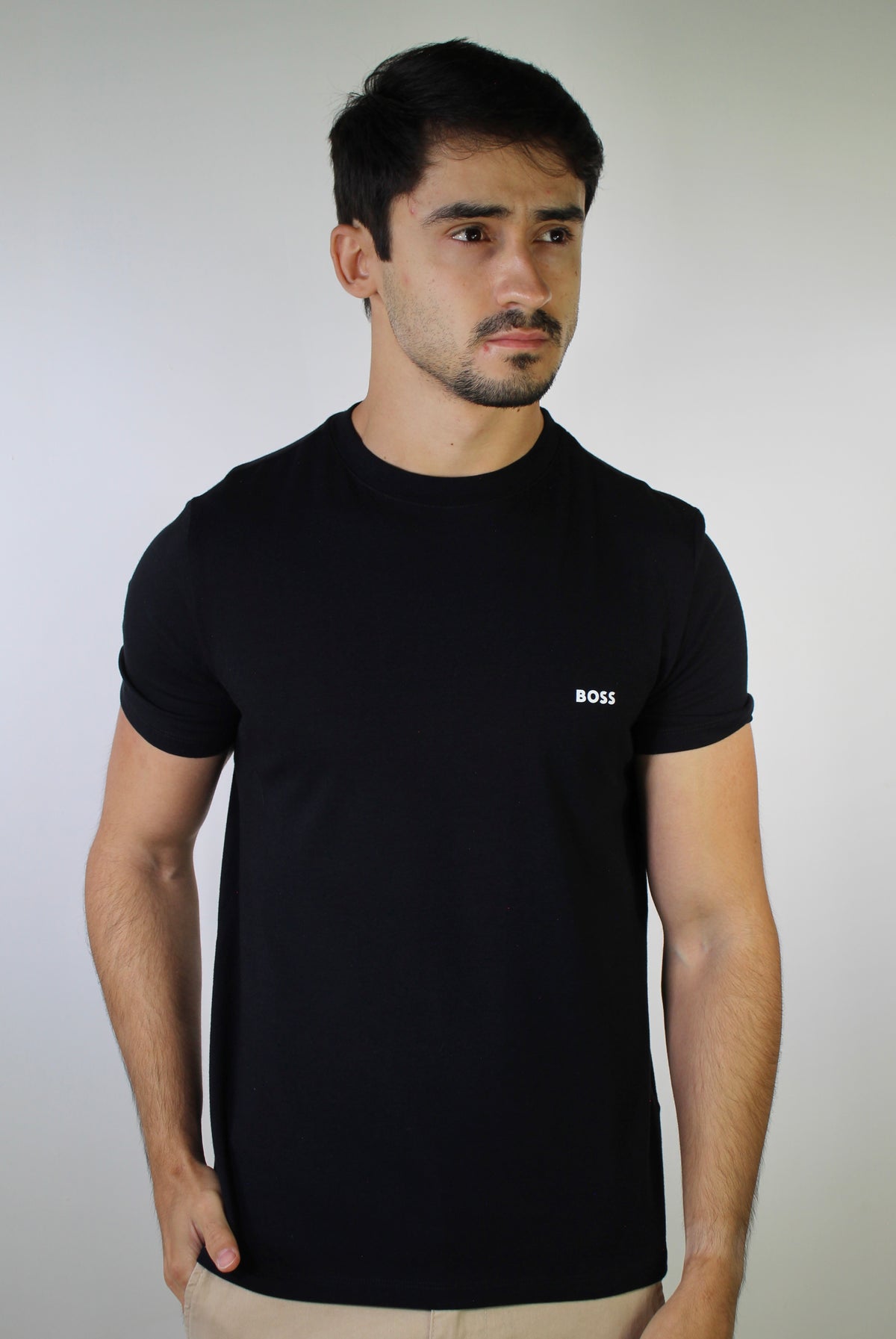 Camiseta Boss Minimalist Side Logo - Preta