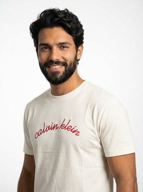 Camiseta CK Signature Script - Off White