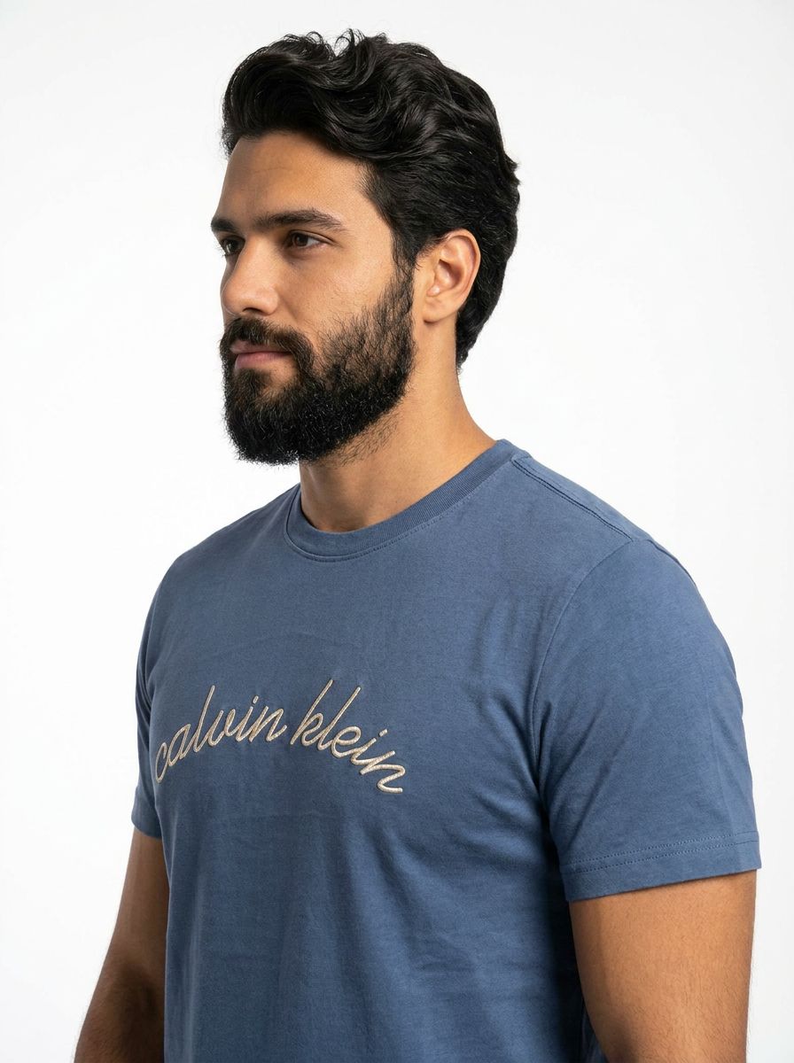 Camiseta CK Signature Script - Azul Acero