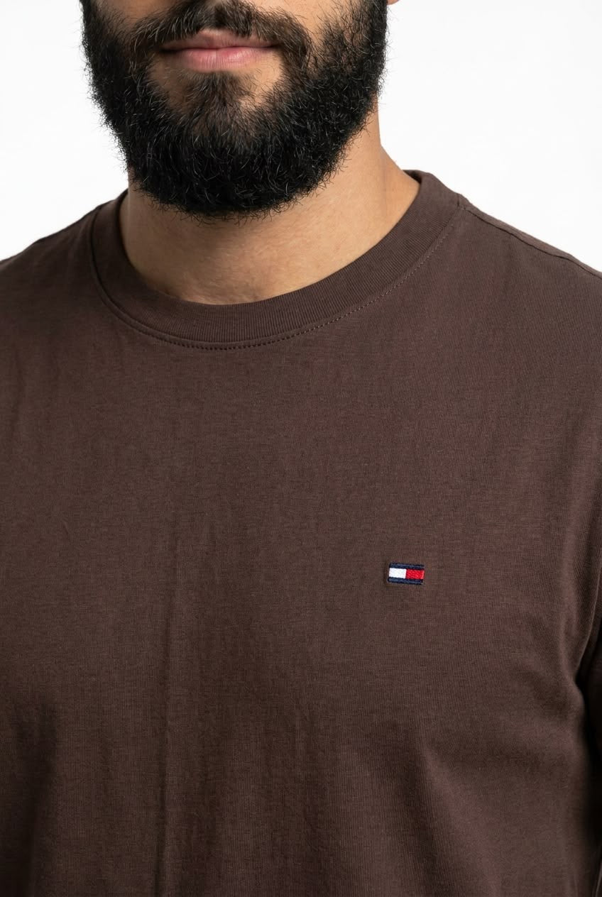 Camiseta TH Masculina Classic Nape - Marrom