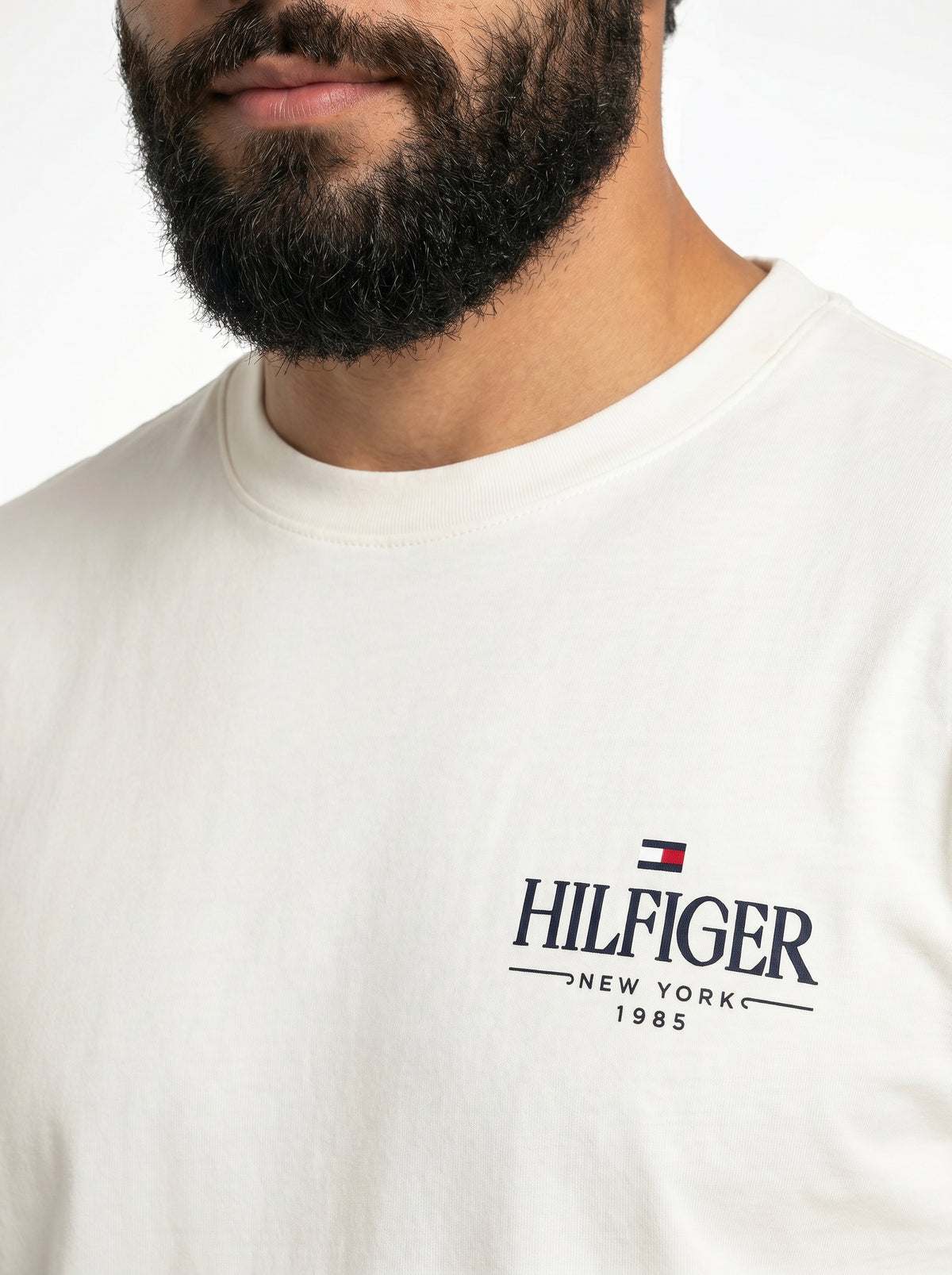 Camiseta TH New York Side Label - Off White