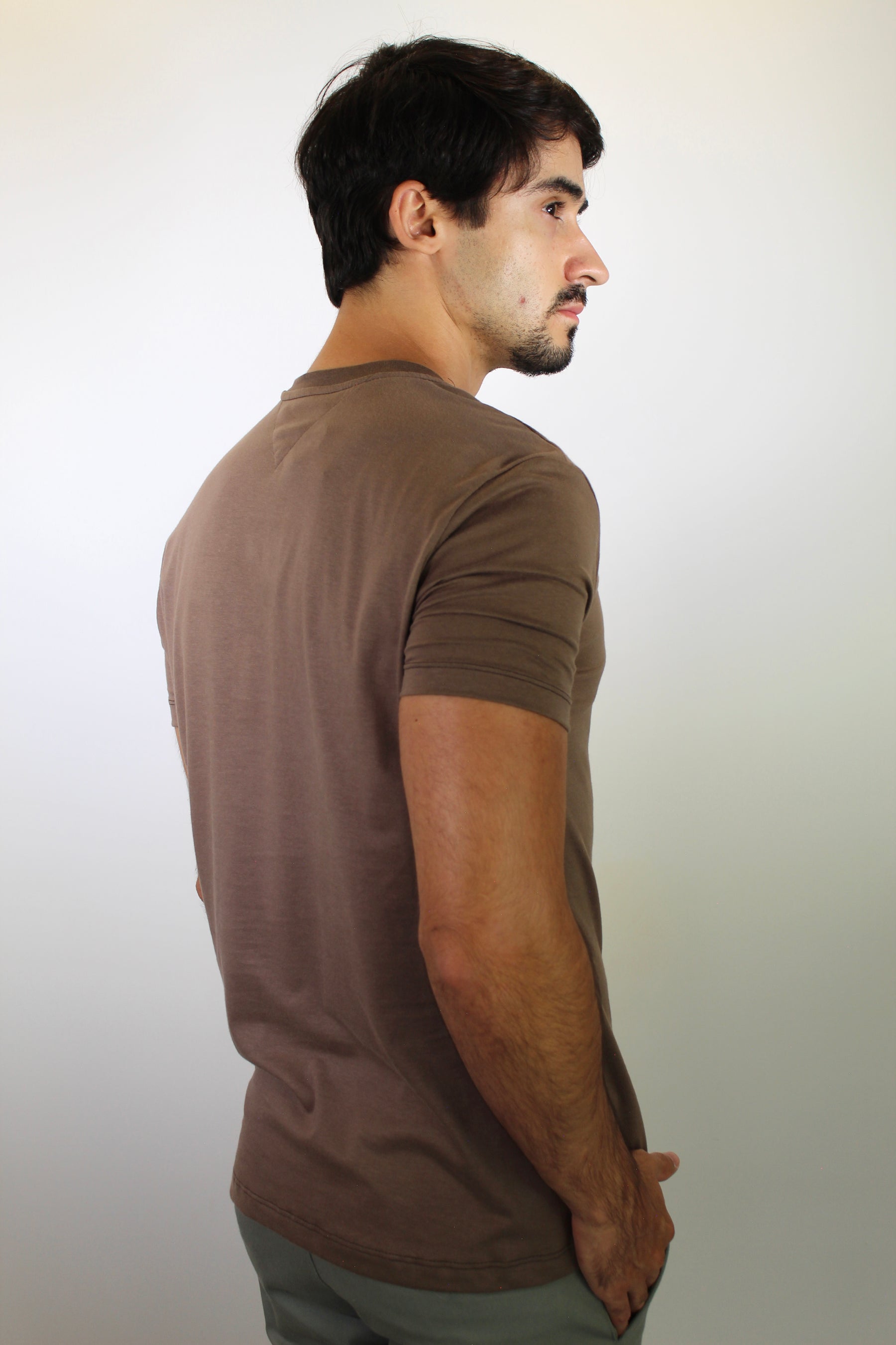 Camiseta TH College Style Est. 1985 Logo - Marrom