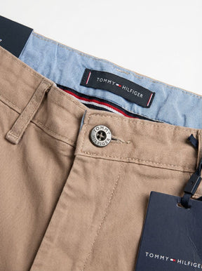 Calça Sarja TH Essential Fit - Cáqui