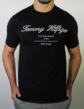 Camiseta TH Tommy Established 1985 NY - Preta
