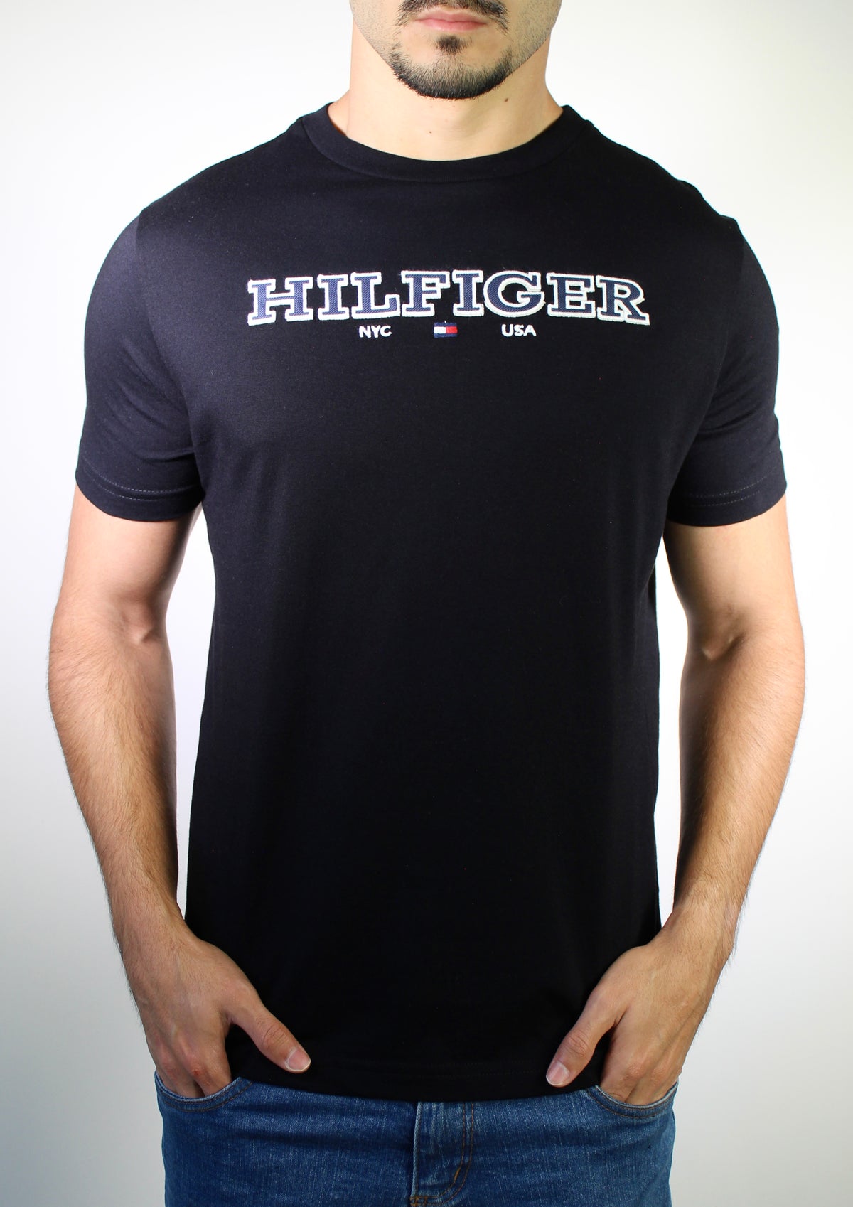 Camiseta TH Hilfiger NYC USA - Preta